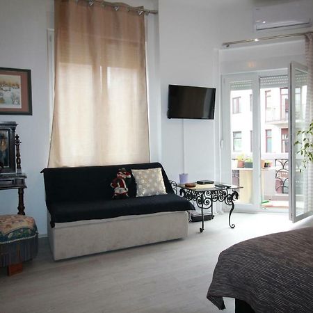 Rooms & Apartment Tea Zagreb Eksteriør bilde